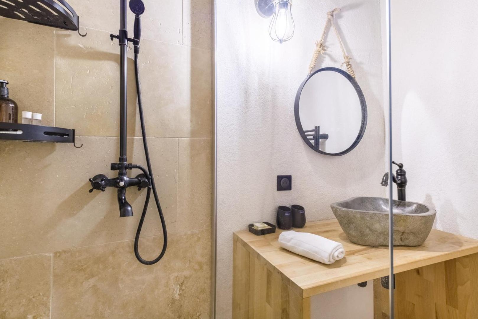Charmant Appartement - Saint Paul De Vence Village Екстериор снимка